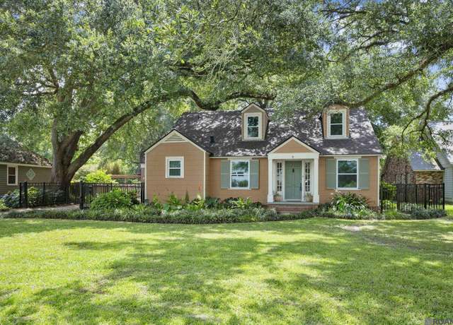 Property at 340 Dentation Dr, Baton Rouge, LA 70808, 4 beds, 2 baths