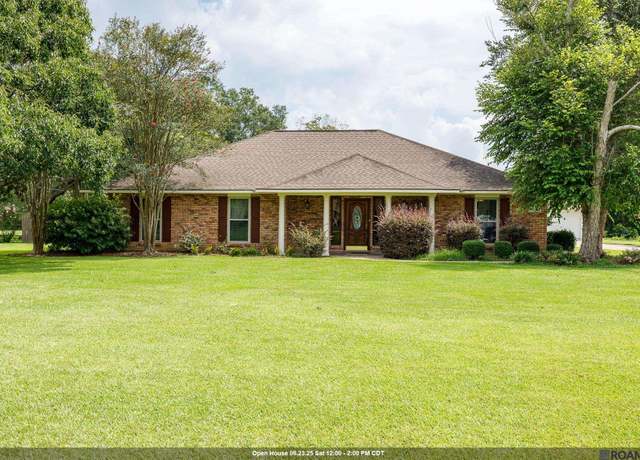 Property at 42136 Jamie Rd, Prairieville, LA 70769, 3 beds, 2.5 baths