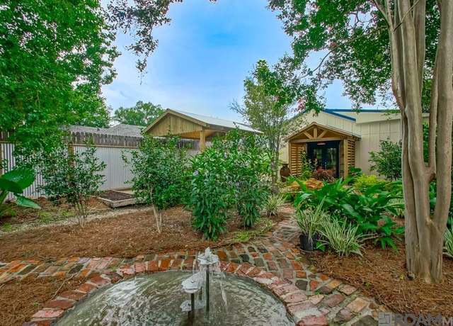 Property at 3701 Capital Heights Ave, Baton Rouge, LA 70806, 2 beds, 2 baths