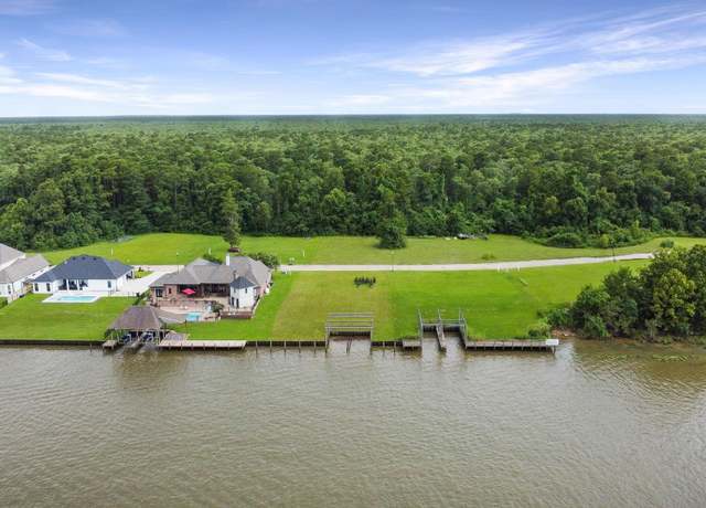 Property at 11512 River Highlands Dr, St Amant, LA 70774