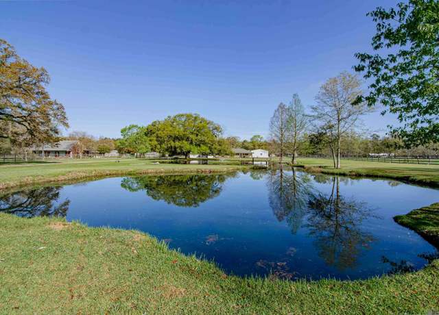 Property at 36791 Greenwell Springs Rd, Greenwell Springs, LA 70739, 4 beds, 2 baths