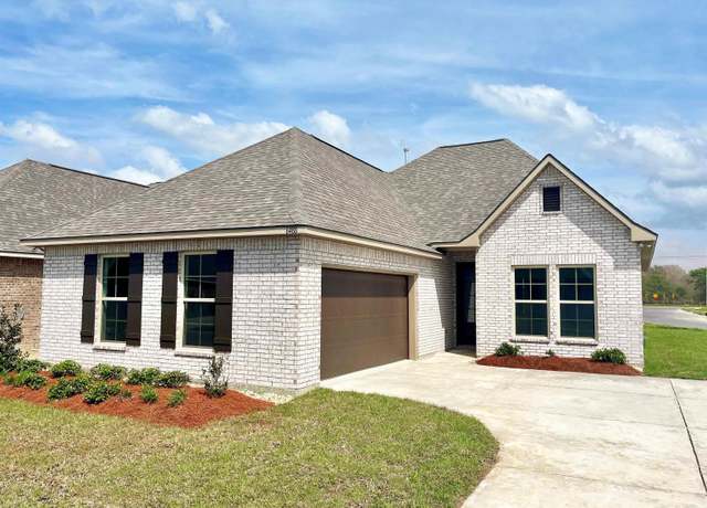 Property at 6488 Nesting Dr, Gonzales, LA 70737, 4 beds, 3 baths