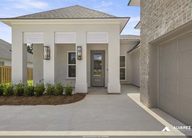 Property at 5041 Scotts Bayou Ln, Madisonville, LA 70447, 4 beds, 3 baths