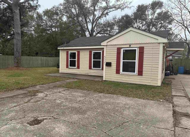 Property at 5021 Hammond St, Baton Rouge, LA 70805, 3 beds, 1 bath