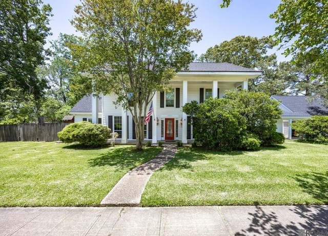 Property at 1411 Twisted Oak Ln, Baton Rouge, LA 70810, 5 beds, 4 baths