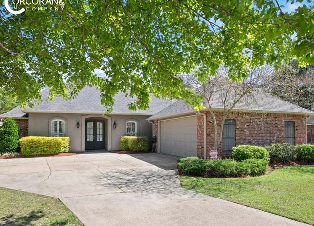 Property at 7557 Colonial Dr, Denham Springs, LA 70726, 4 beds, 3 baths