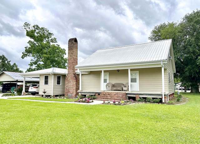 Property at 115 Lane B, Laplace, LA 70068, 4 beds, 2 baths