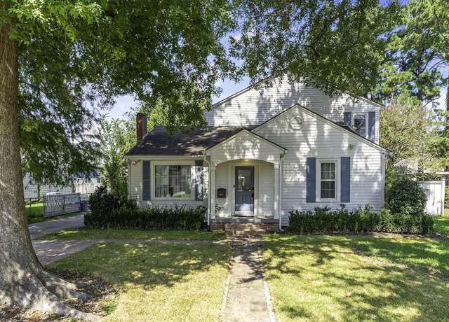 Property at 2267 Cedardale Ave, Baton Rouge, LA 70808, 4 beds, 3.5 baths