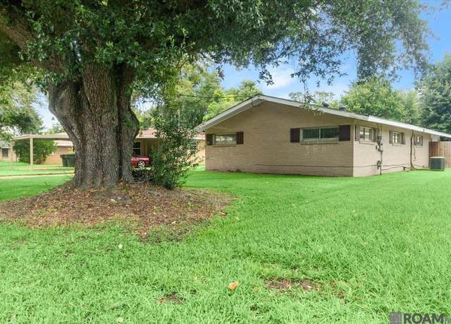 Property at 1911 Orchid St, Lake Charles, LA 70601, 3 beds, 1 bath