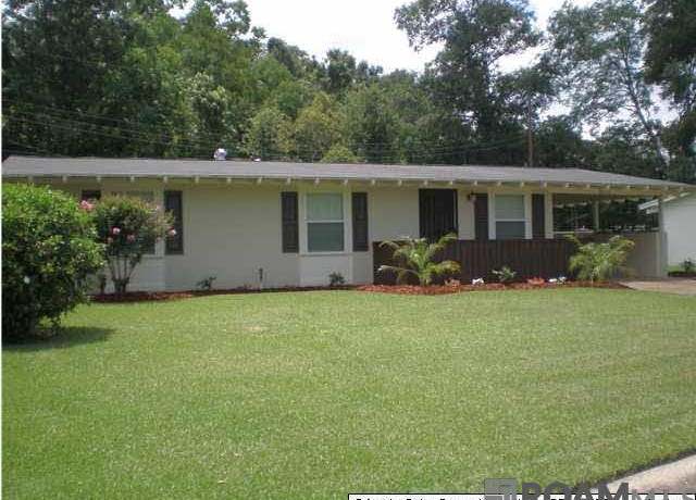Property at 4675 Coral Dr, Baton Rouge, LA 70814, 3 beds, 1.5 baths