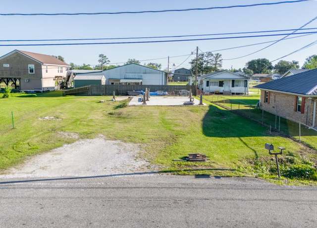 Property at 445 North Oak St, Lockport, LA 70374