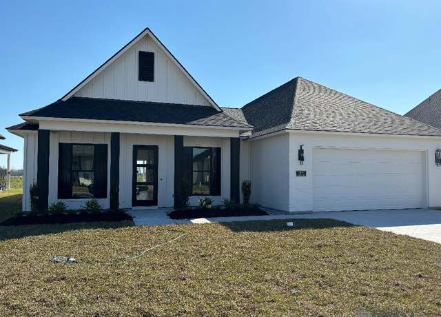 Property at 4431 Percheron Ave, Baton Rouge, LA 70820, 4 beds, 3 baths