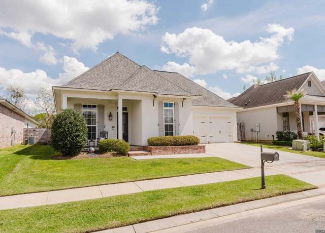 Property at 6353 Muir St, Saint George, LA 70817, 3 beds, 3 baths