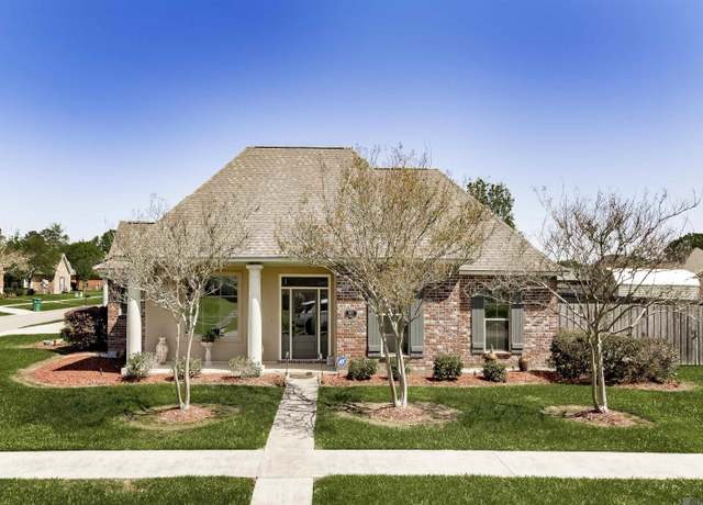 Property at 1967 Westchester Ave, Zachary, LA 70791, 3 beds, 2.5 baths