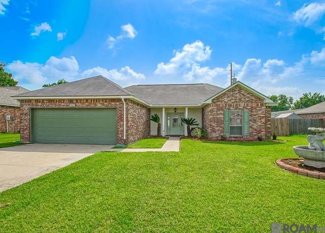 Property at 402 Melissa Dr, Port Allen, LA 70767, 3 beds, 2 baths