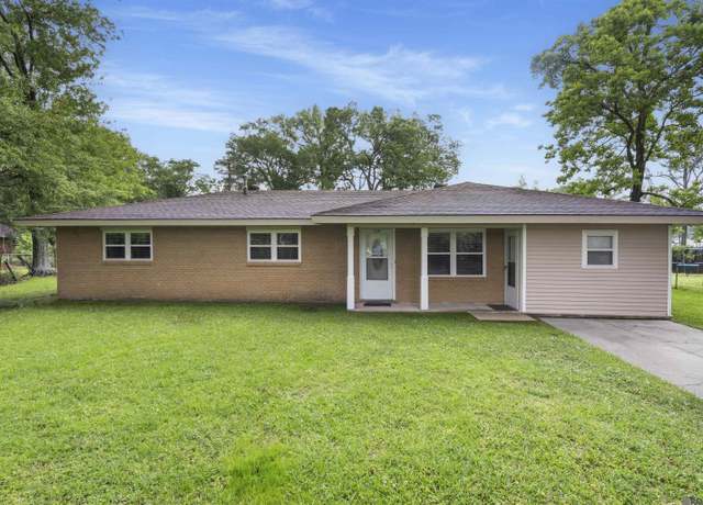 Property at 7281 Linda Lee Dr, Denham Springs, LA 70706, 3 beds, 1.5 baths