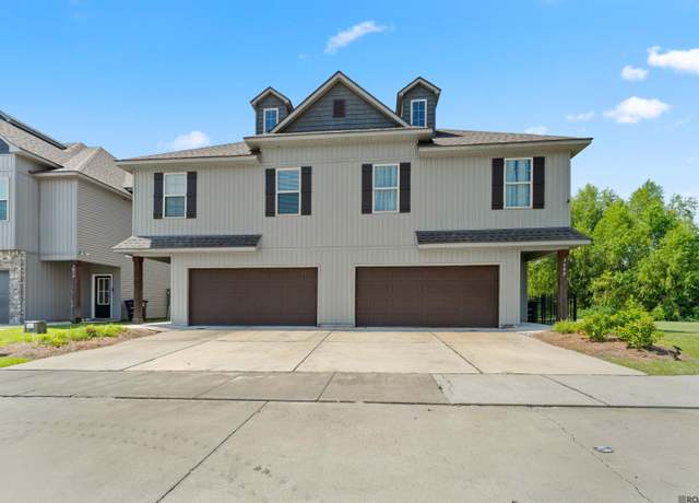 Property at 5604 Cottage Lake Dr, Baton Rouge, LA 70820, 3 beds, 2.5 baths