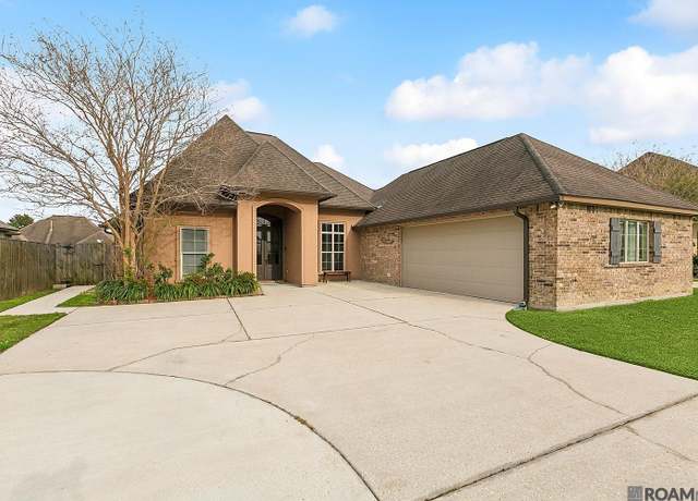 Property at 14064 Deep Creek Dr, Gonzales, LA 70737, 4 beds, 3 baths