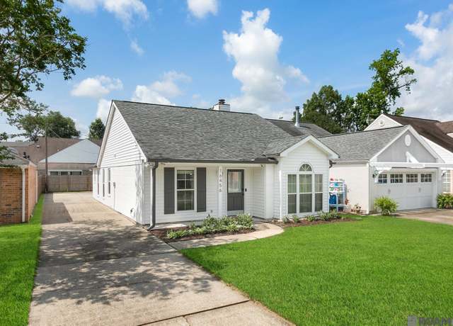 Property at 16456 Crepemyrtle Dr, Baton Rouge, LA 70817, 3 beds, 2 baths