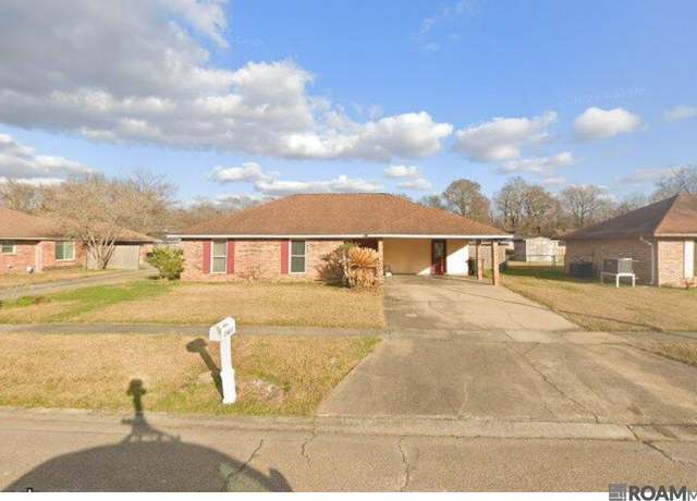 Property at 3454 Sterling Dr, Baton Rouge, LA 70814, 3 beds, 2 baths