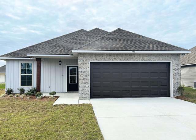 Property at 447 Wagon Wheel Dr, Thibodaux, LA 70301, 4 beds, 2 baths