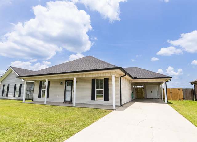 Property at 369 Daralyn Dr, Houma, LA 70363, 3 beds, 2 baths