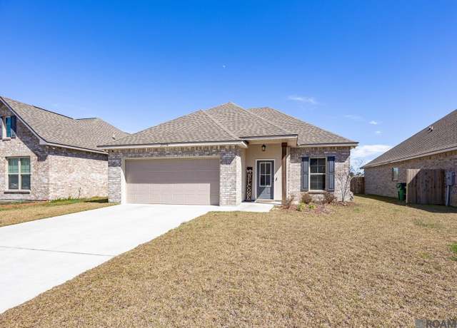 Property at 25774 Comfort Ln, Denham Springs, LA 70726, 3 beds, 2 baths