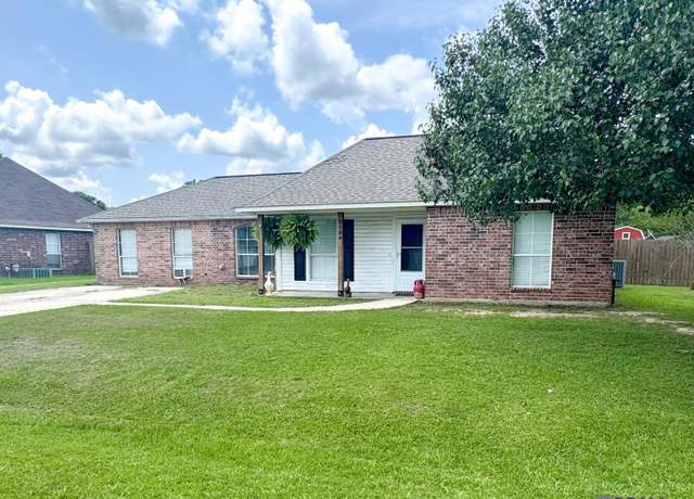 Property at 9164 Louis Ave, Denham Springs, LA 70706, 3 beds, 2 baths