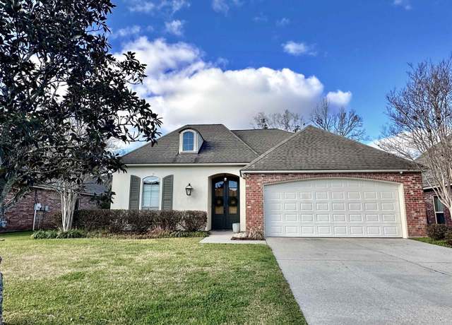 Property at 41062 Lakeway Cove Ave, Gonzales, LA 70737, 3 beds, 2 baths