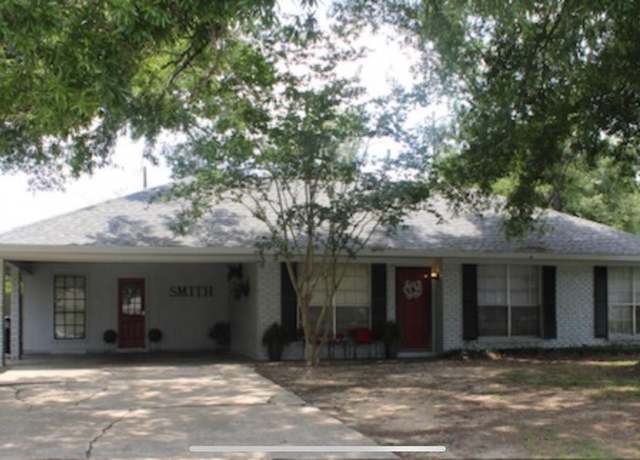 Property at 308 Laurie Lynn Dr, Baton Rouge, LA 70819, 3 beds, 2 baths