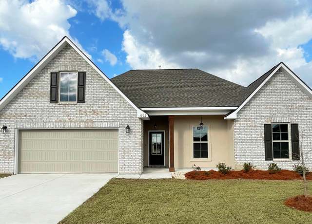 Property at 4902 Belmont Dr, Addis, LA 70710, 4 beds, 2 baths