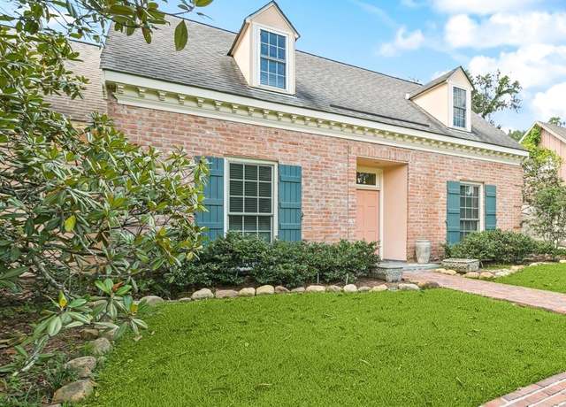 Property at 3635 Woodland Ridge Blvd, Baton Rouge, LA 70816, 4 beds, 2.5 baths