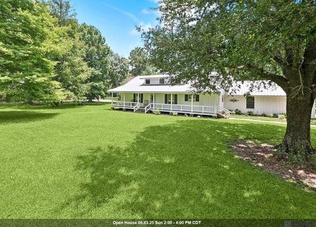Property at 22360 Talbot Dr, Plaquemine, LA 70764, 4 beds, 3 baths