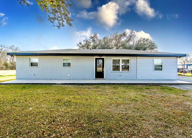 Property at 2163 Bayou Blue Rd, Houma, LA 70364, 2 beds, 2 baths