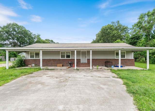 Property at 515 E Plains Port Hudson Rd, Zachary, LA 70791, 3 beds, 2 baths