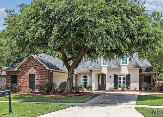 Property at 18196 Lake Harbor Ln, Prairieville, LA 70769, 4 beds, 3 baths