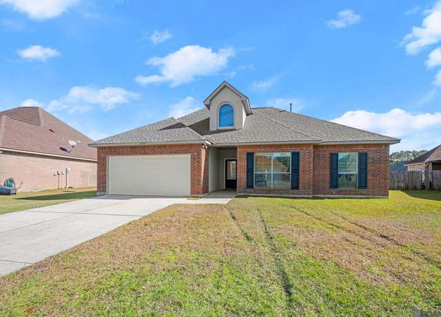 Property at 26040 Willow Wood Dr, Denham Springs, LA 70726, 4 beds, 2 baths