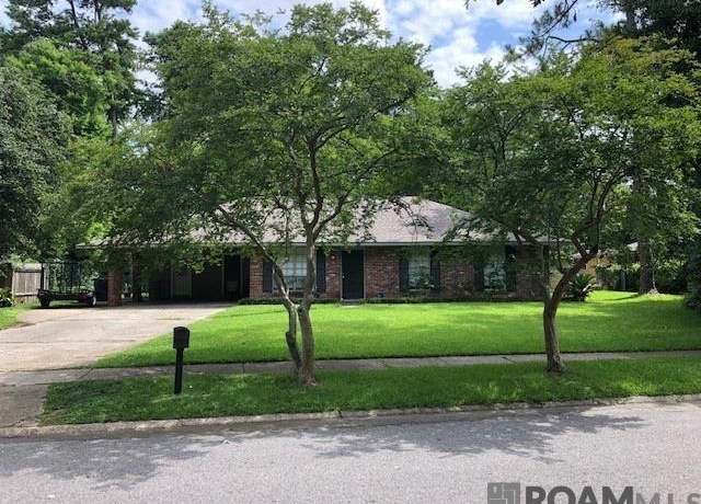Property at 7141 Boone Dr, Baton Rouge, LA 70808, 3 beds, 2 baths