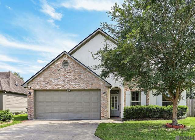 Property at 10606 Grace Ln, Baton Rouge, LA 70817, 3 beds, 2.5 baths