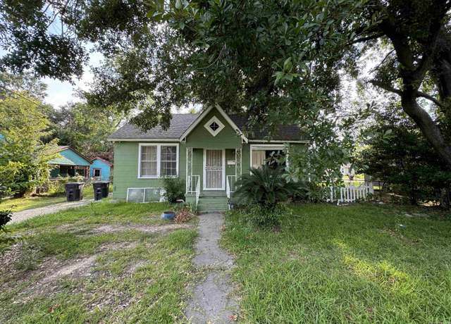 Property at 2225 N 38th St, Baton Rouge, LA 70802, 3 beds, 2 baths