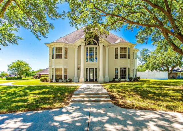 Property at 16 Richland Row, Houma, LA 70360, 4 beds, 3.5 baths