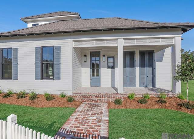 Property at 2817 Courtyard Ln, Baton Rouge, LA 70820, 4 beds, 3 baths