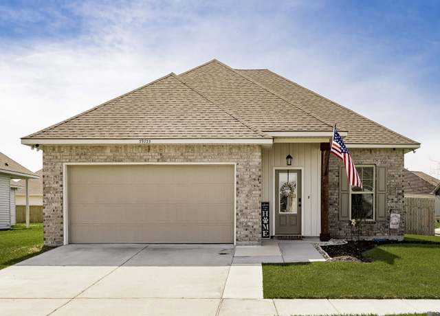 Property at 59735 Clifts Cove Dr, Plaquemine, LA 70764, 3 beds, 2 baths