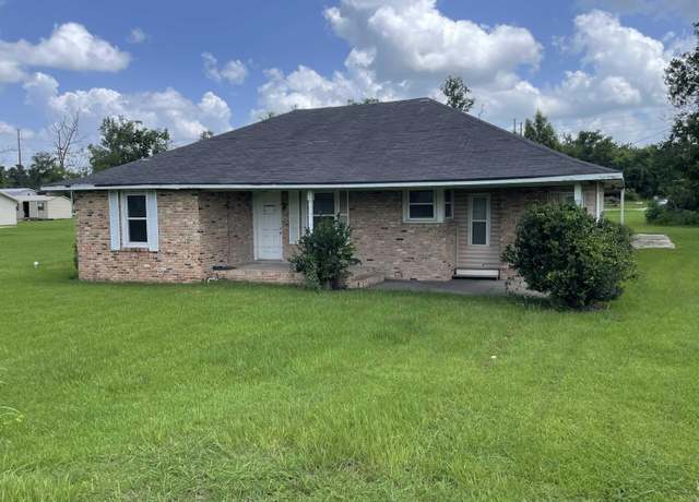 Property at 9284 Airline Hwy, Sorrento, LA 70778, 3 beds, 1.5 baths