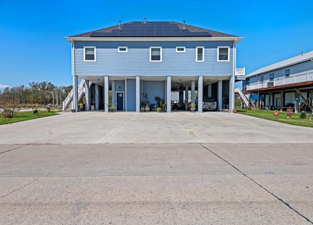Property at 6236 Bayouside Dr, Chauvin, LA 70344, 4 beds, 3.5 baths