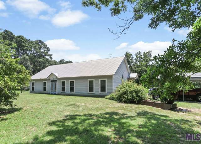 Property at 13177 Beech St, Clinton, LA 70722, 3 beds, 2 baths
