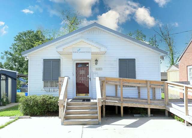 Property at 531 West 8th St, Thibodaux, LA 70301, 2 beds, 2 baths