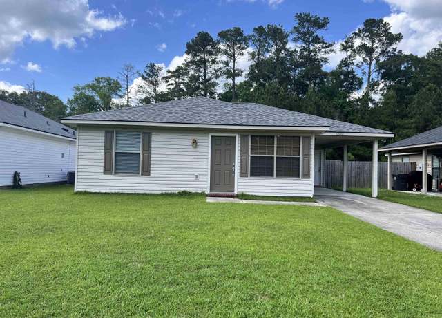 Property at 12861 Mulberry Dr, Denham Springs, LA 70726, 3 beds, 1.5 baths