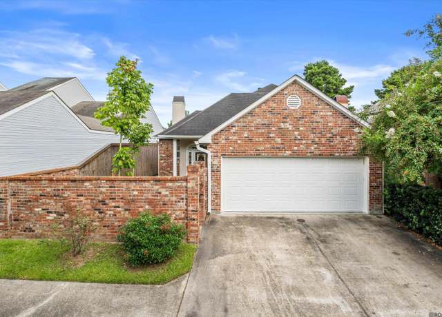 Property at 2168 Quail Oak Dr, Baton Rouge, LA 70808, 3 beds, 2.5 baths