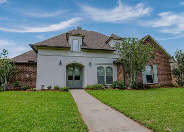 Property at 37510 Dutchtown Crossing Ave, Gonzales, LA 70737, 4 beds, 2.5 baths